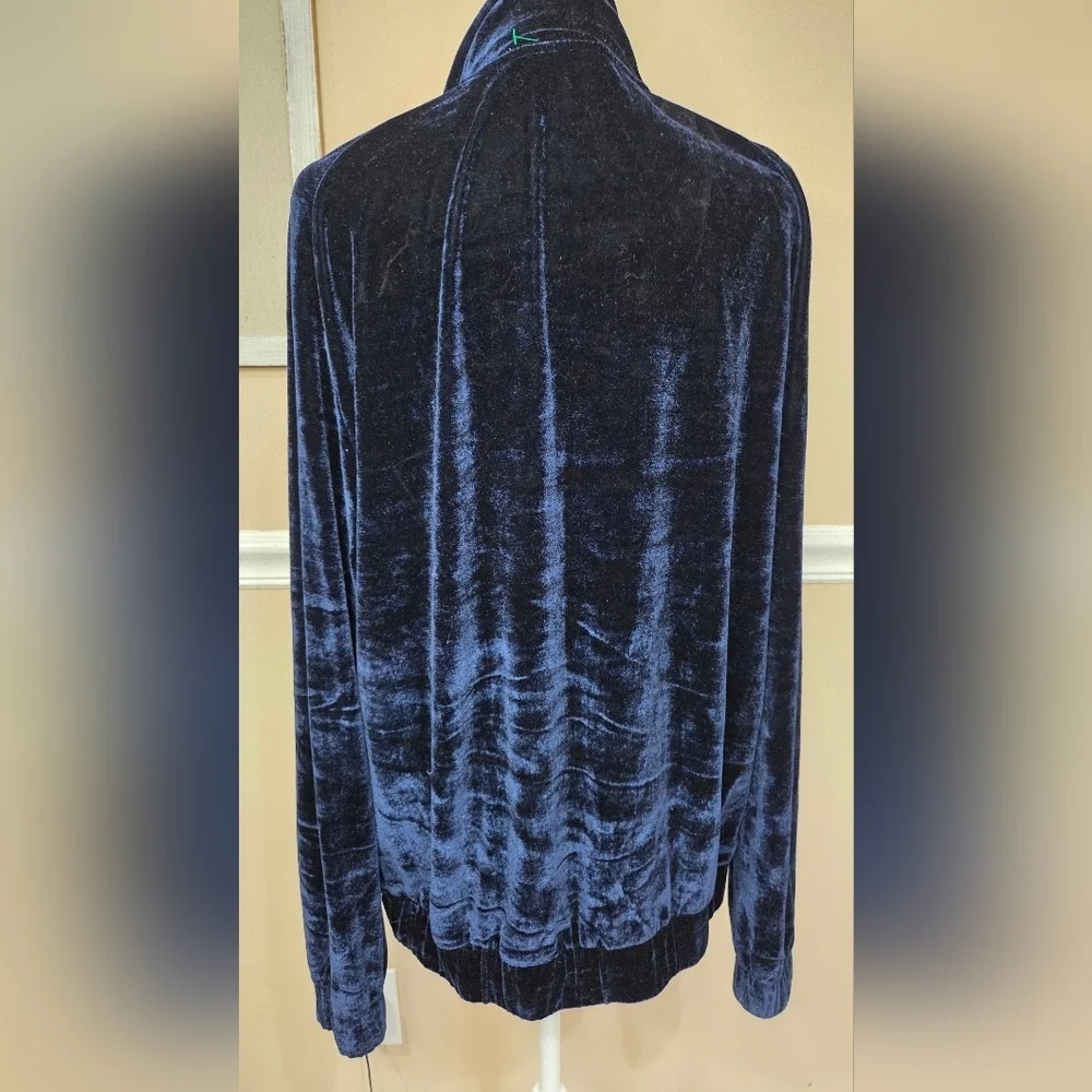 Women's Velvet Jacket in Navy Blue Size Small.